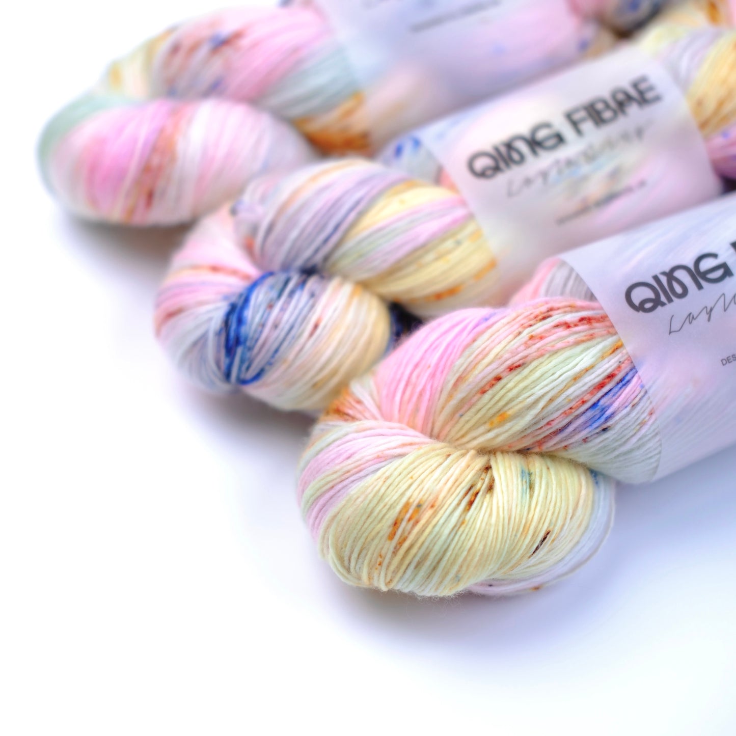 Dashing Sassy - Soft Grey