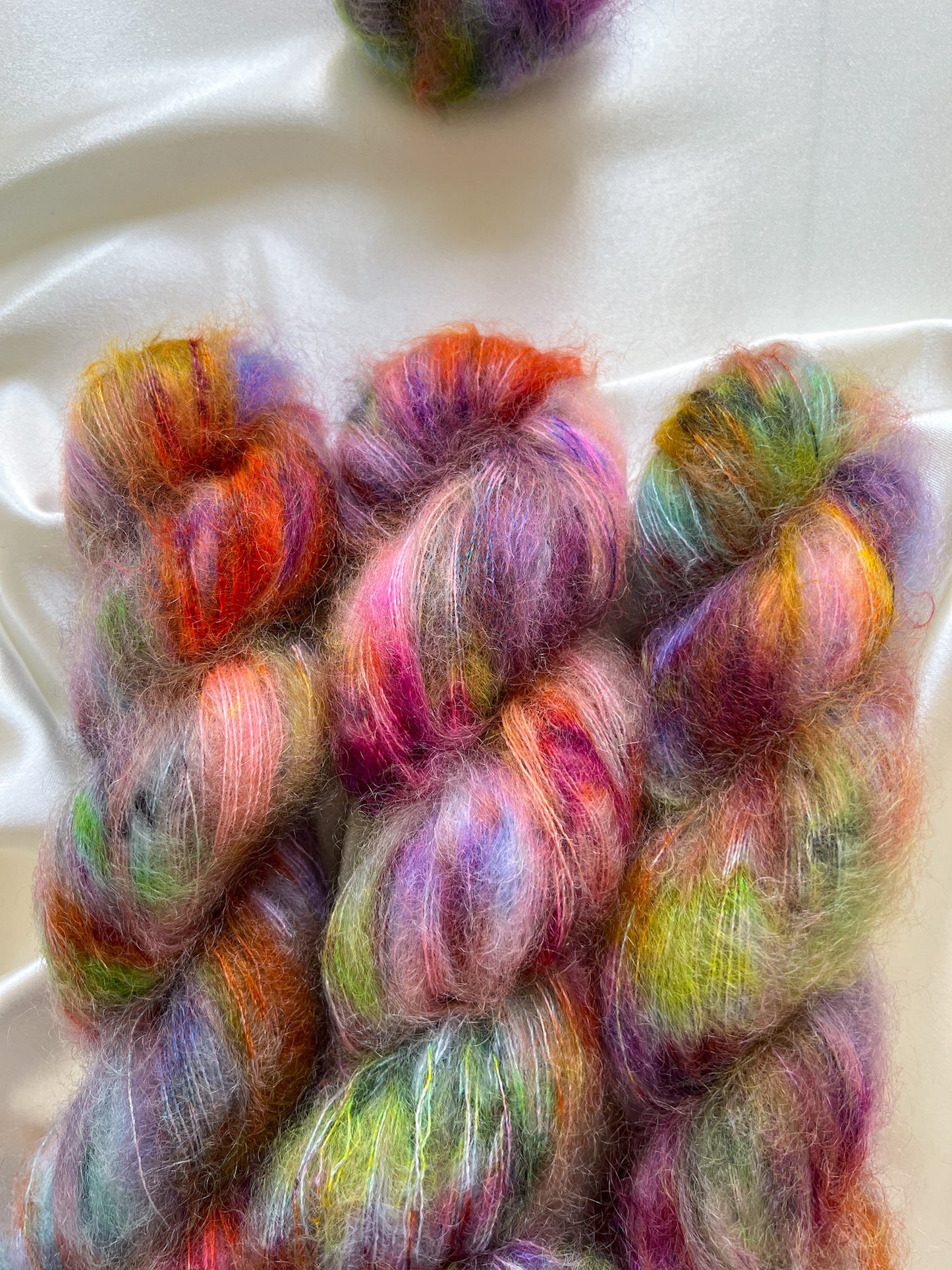Suri Lace - Penguin