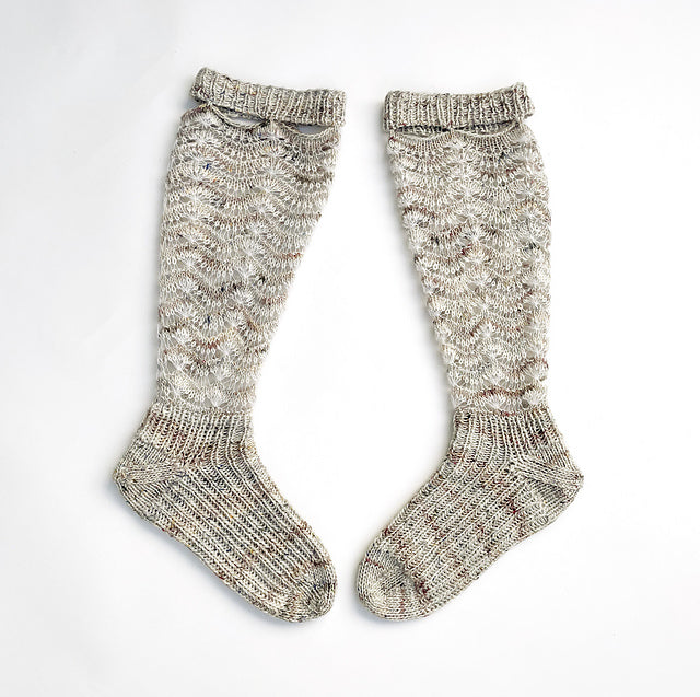 Simply Wave Long Sock Pattern - Download