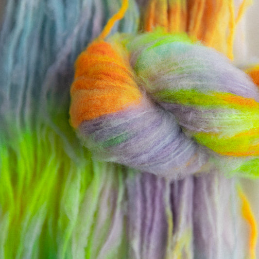 Super Floof DK - 600 Volts
