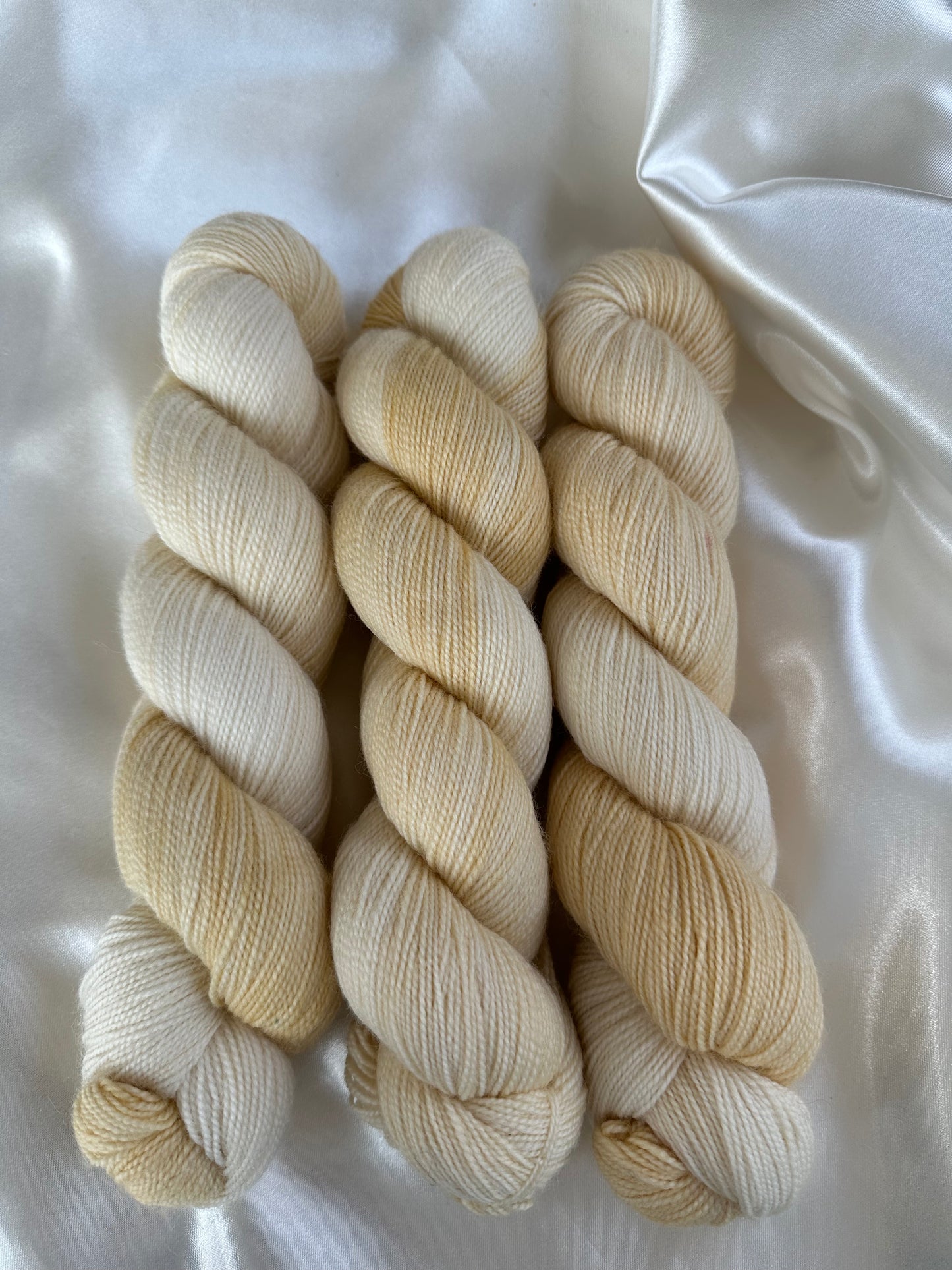 High Twist BFL - Almonds