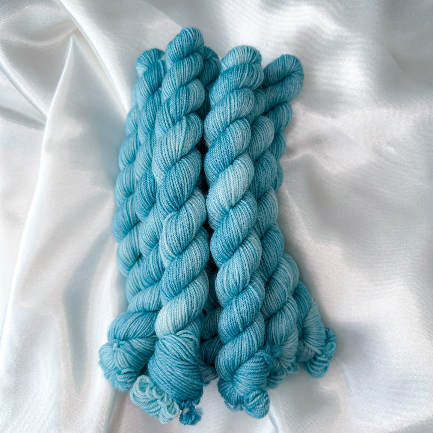 Merino Fingering Mini - Dart Frog