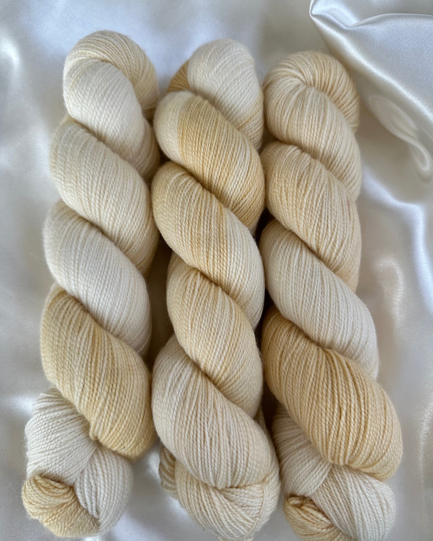 High Twist BFL - Almonds