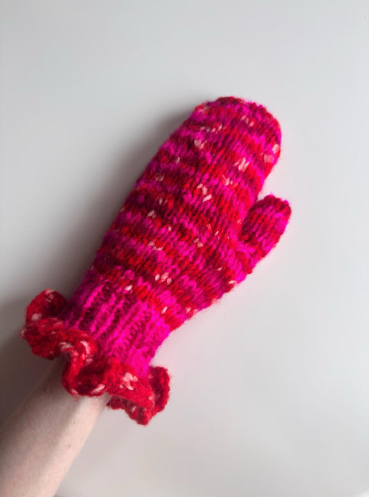 Anxiousgirlknits Frilled to Bits Mitts Kit - Super Floof DK - Kiki and Dragonberry