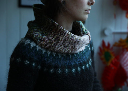 Moody Romance Cowl