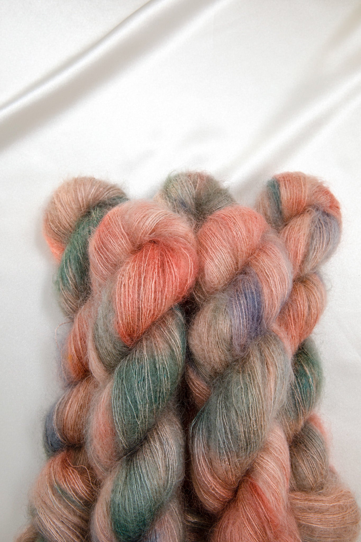 Christmas Colour 2023 Boreal Cloud - Kid Mohair Silk