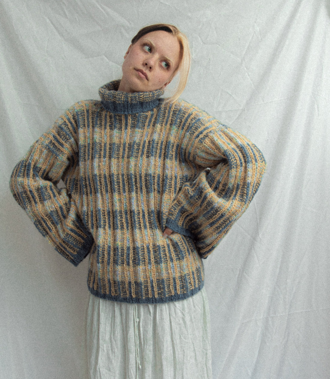 How to choose your Rows Knitwear Off Grid Sweater yarn?