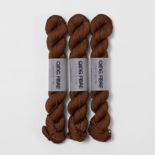 PRE-ORDER Dashing Fingering 50g - Ember