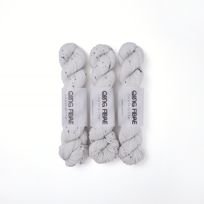 Dashing Fingering 50g - Platinum