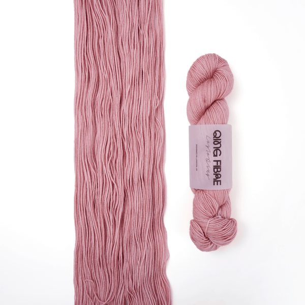 Dashing Fingering 50g - Soft Clay