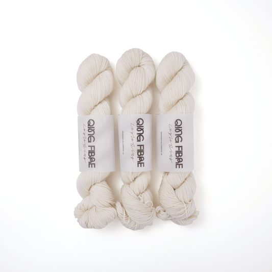 Dashing Fingering 50g - Porcelain