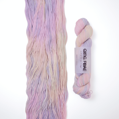 Dashing Fingering 50g - Mother of Pearl