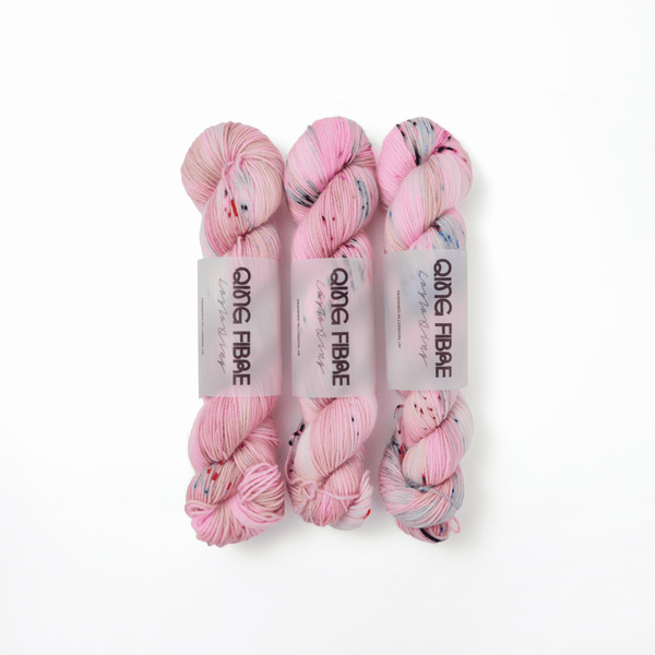 Dashing Fingering - Rose Tinted