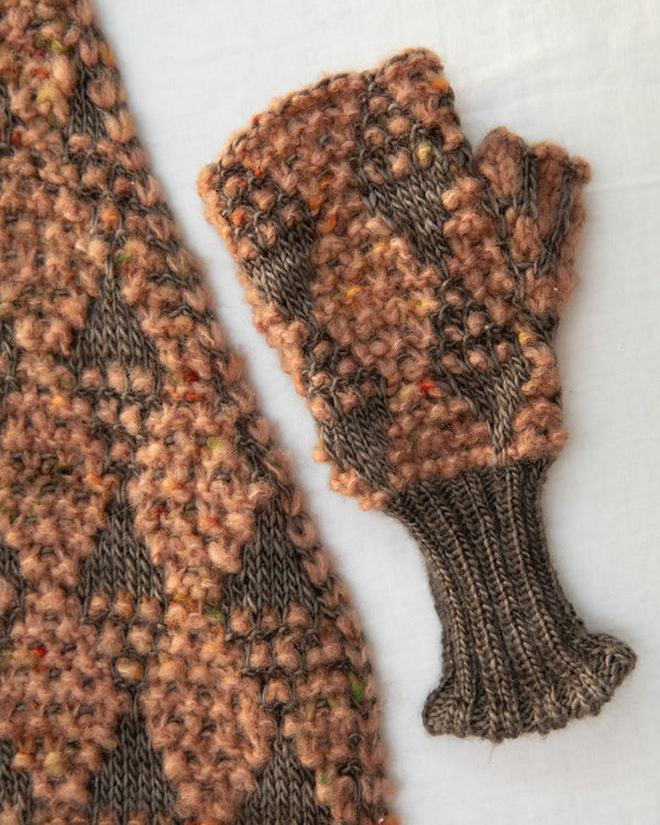 Harlequin Fingerless Mitts Pattern - Download
