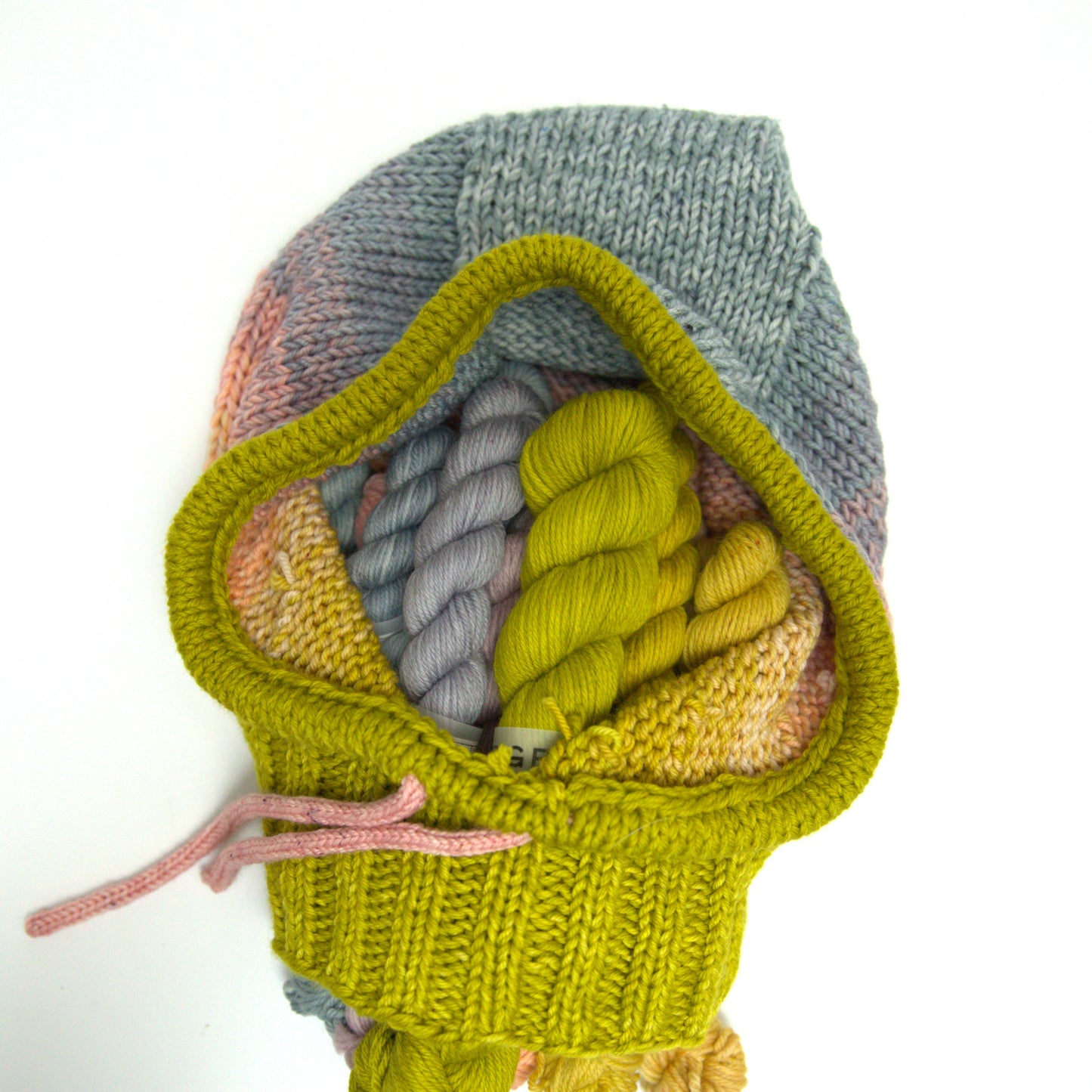 PRE-ORDER Qing Fibre x Oshen Knits: Christmas on the Coast Kit