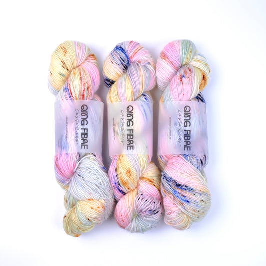 Dashing Sassy - Soft Grey