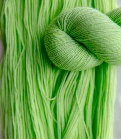 Dashing Fingering - Cucumber