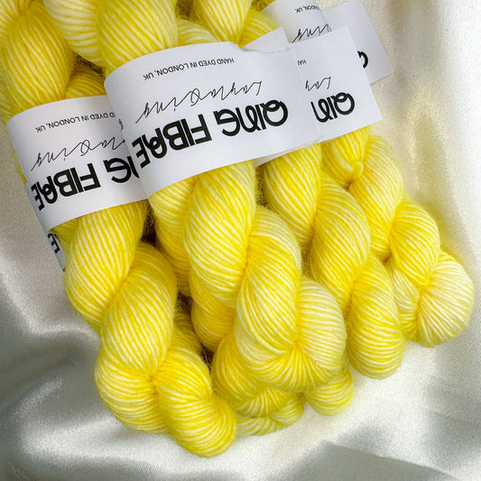 HAND-DYED YARN - Bulky mango cream yellow