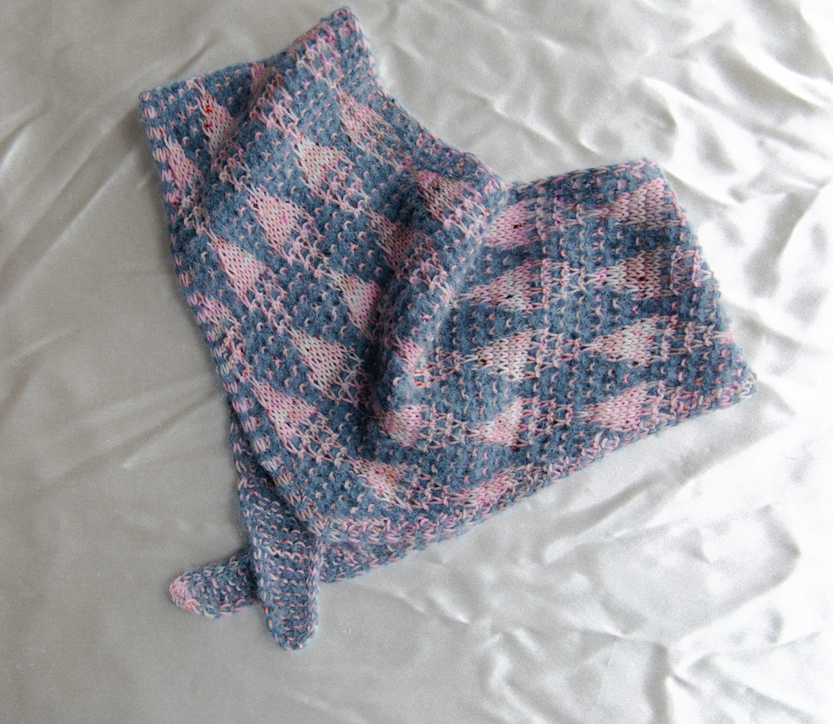 Harlequin Shawlette Knit Kits - Baby Teddy and Dashing Fingering – Glitch and Echo