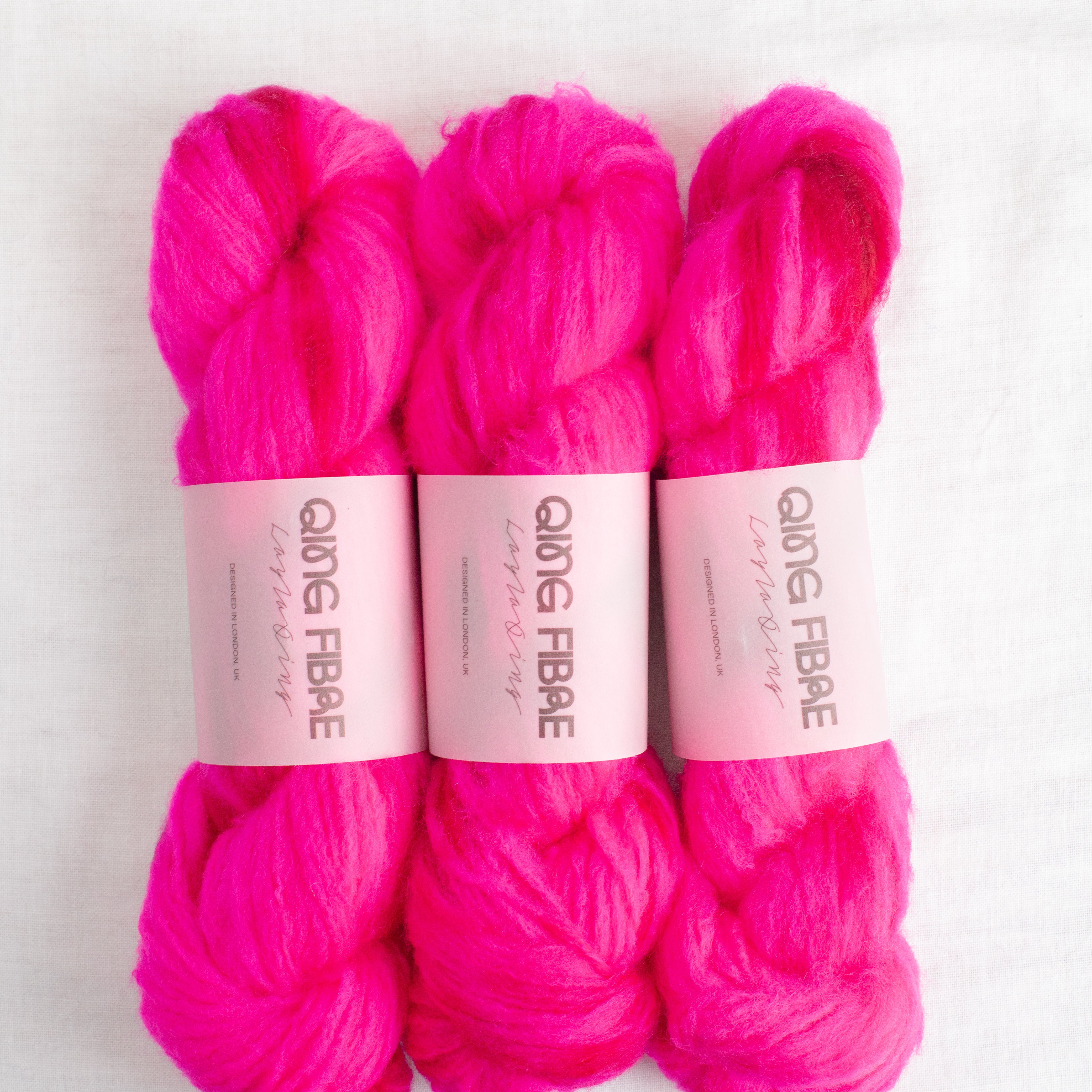 Super Floof DK - Kiki - Hand-Dyed Yarn - Qing Fibre