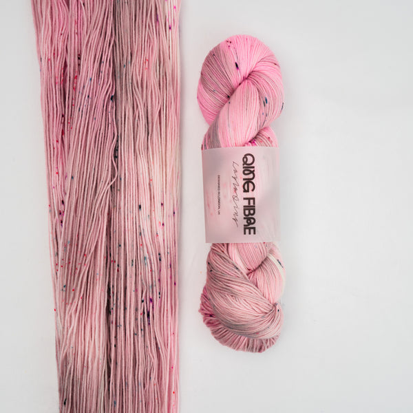 Dashing Fingering - Rose Tinted