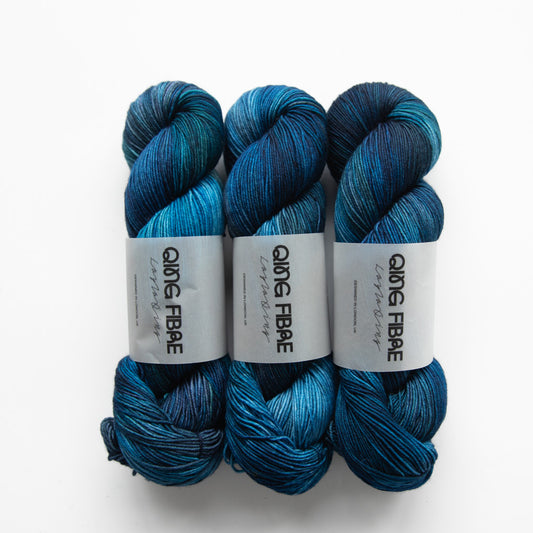 Dashing Fingering - Deep Sea