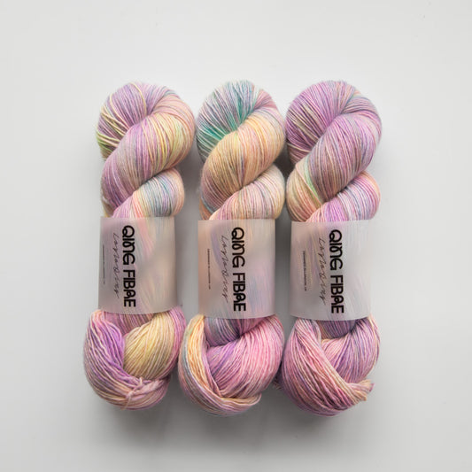 Dashing Sassy - Mother of Pearl
