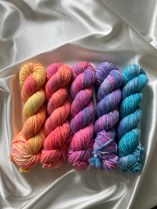 Parquet Stitch Bundle - Big Merino Chunky - Tamagotchi Fade