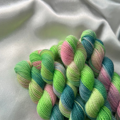 High Twist BFL Mini - Poison Ivy