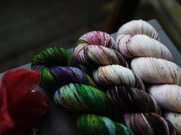 Moody Romance Cowl